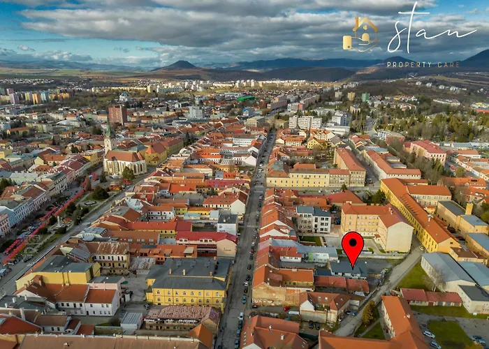 S7 - Luxury Living *